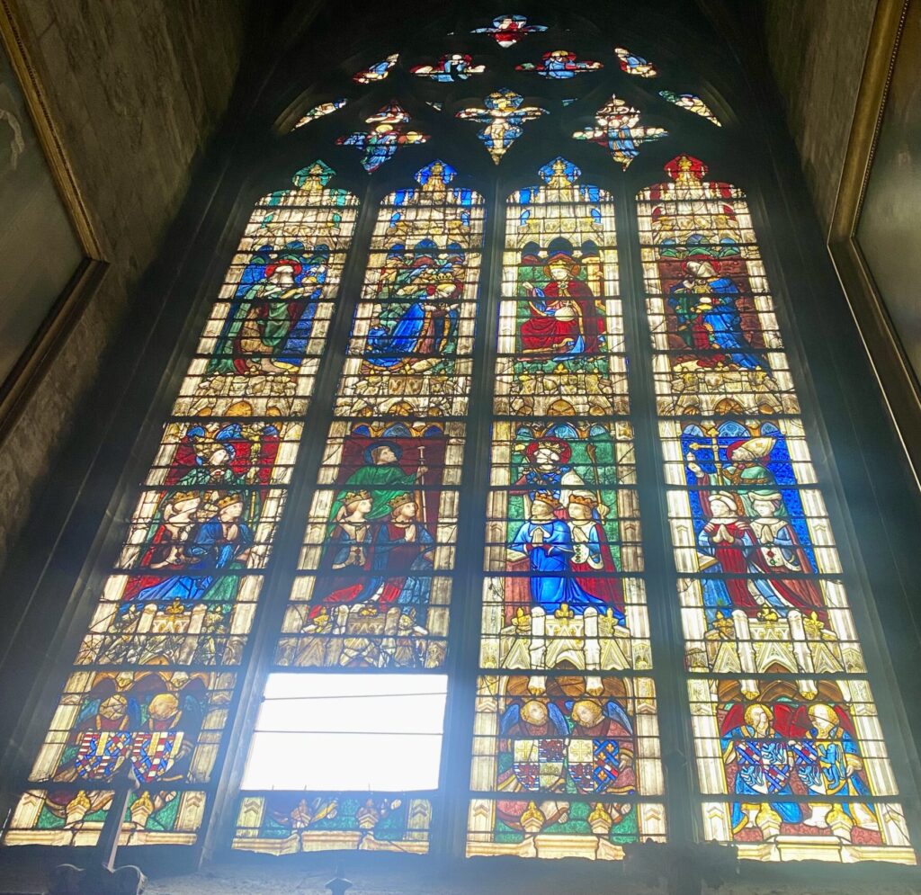 A photo of the stained glass in the chapel de Vendôme - Chartres, France